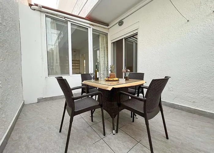 Apartment Asiminas Lovely House *