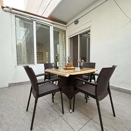 Apartment Asiminas Lovely House *